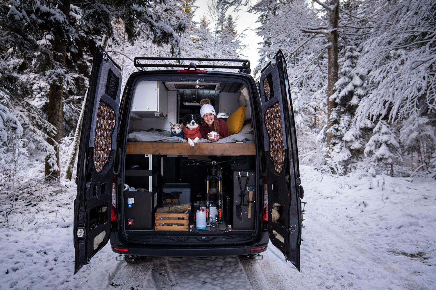 @bluemarblevagabonds - Embracing Winter Vanlife with Nano and Nui