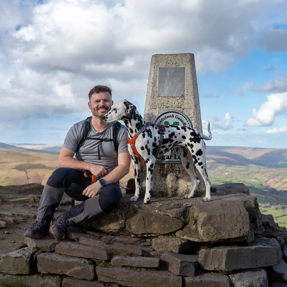 @riley.in.squares - A Walk Up Sugar Loaf
